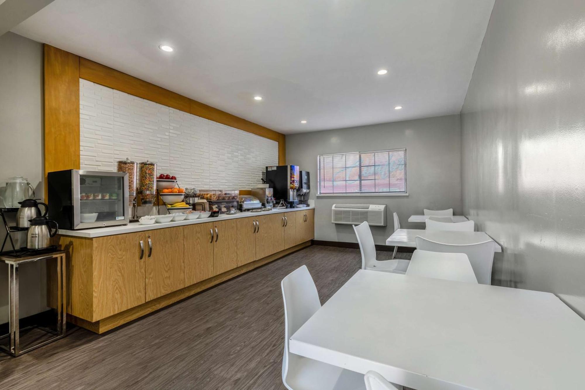 Sunset West Hotel, Surestay Collection By Best Western Los Angeles Exterior photo