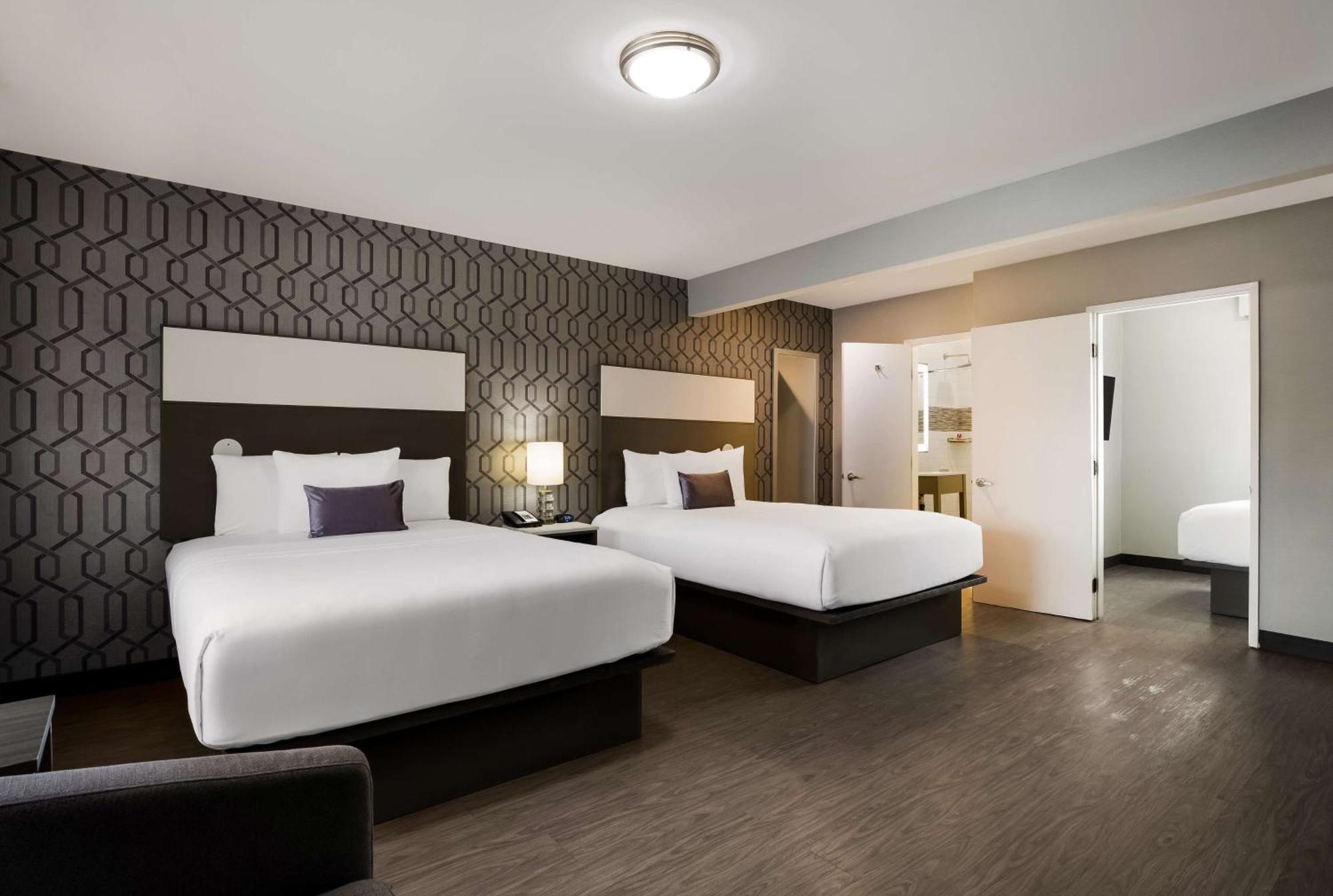 Sunset West Hotel, Surestay Collection By Best Western Los Angeles Exterior photo