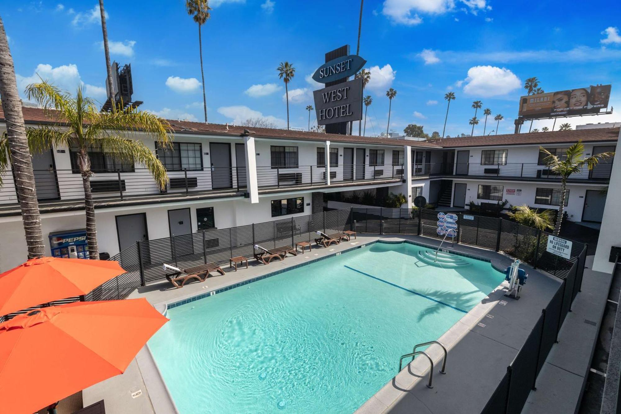 Sunset West Hotel, Surestay Collection By Best Western Los Angeles Exterior photo