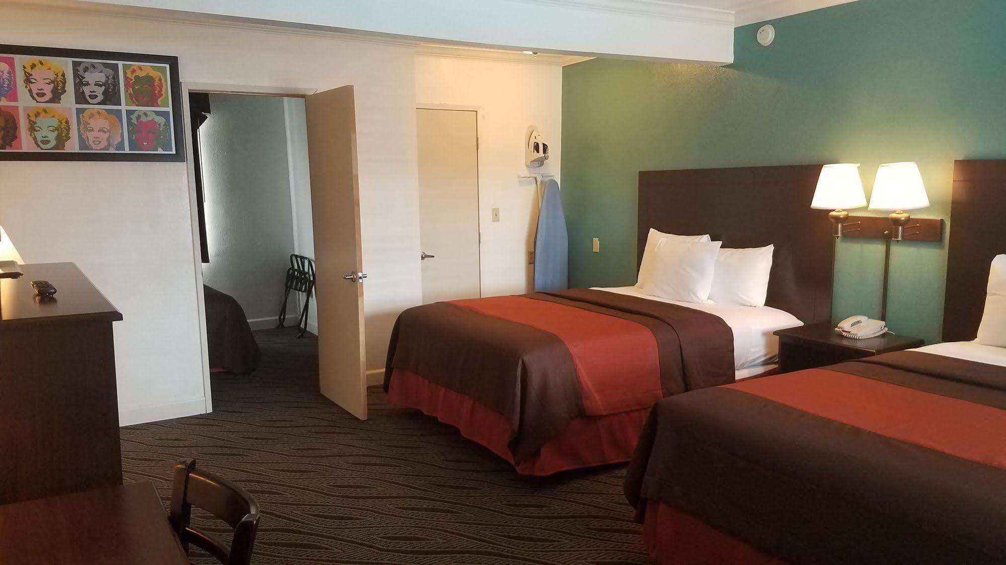 Sunset West Hotel, Surestay Collection By Best Western Los Angeles Exterior photo